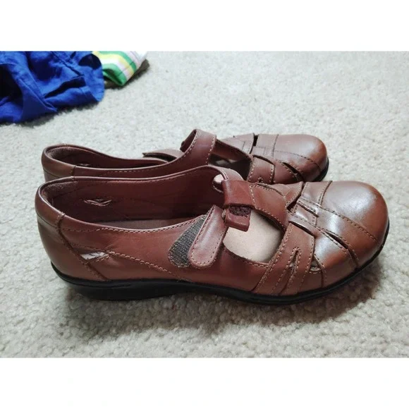 Clarks Collections Leather  Soft Cushion Shoes Womens US 7.5 Brown Mary Janes - Picture 2 of 6